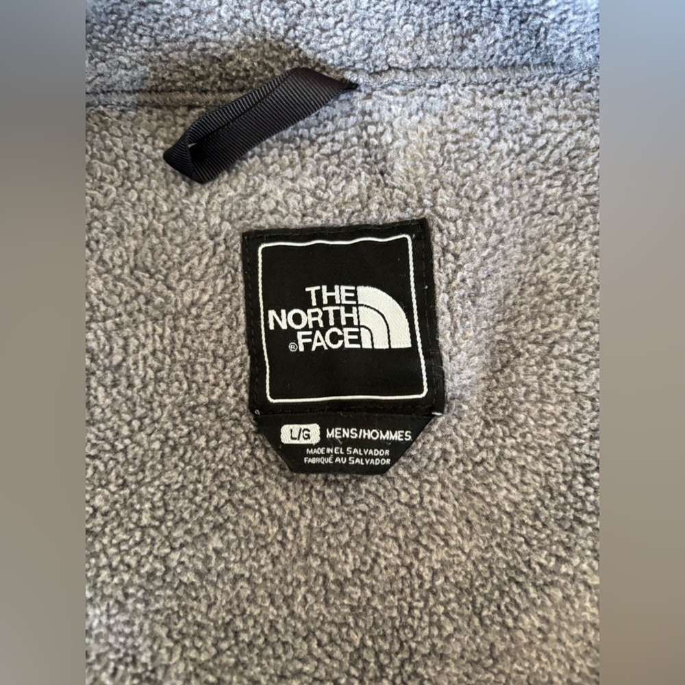 The North Face Men's Denali Two-Tone Performance Jacket - Picture 14 of 15
